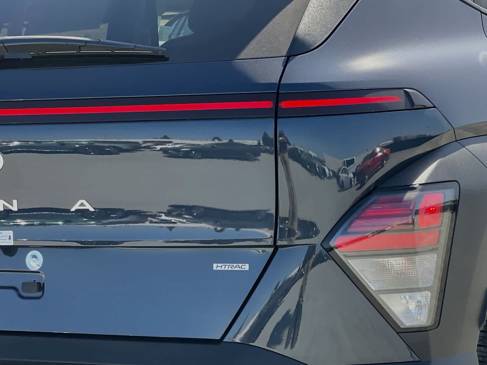 New 2025 Hyundai Kona SEL AWD/4WD image 24