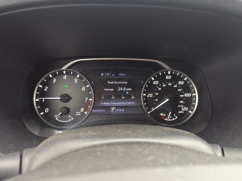 Used 2022 Nissan Frontier SV RWD image 12