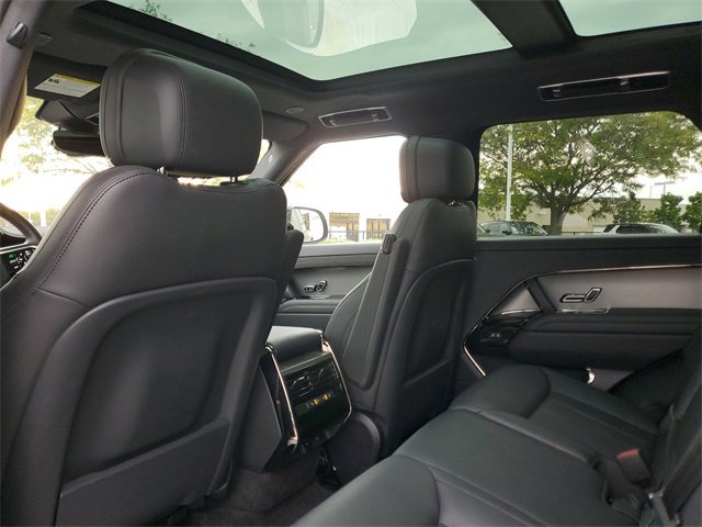 Certified 2025 Land Rover Range Rover Sport SE image 14