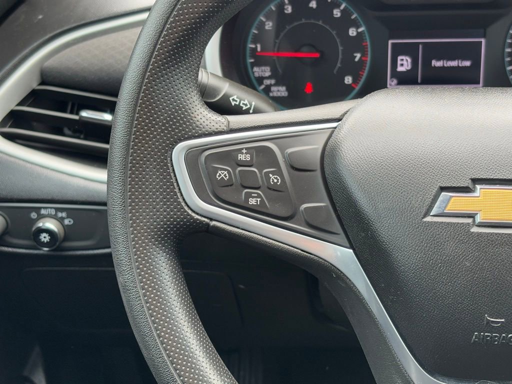 Used 2022 Chevrolet Malibu LT FWD image 15
