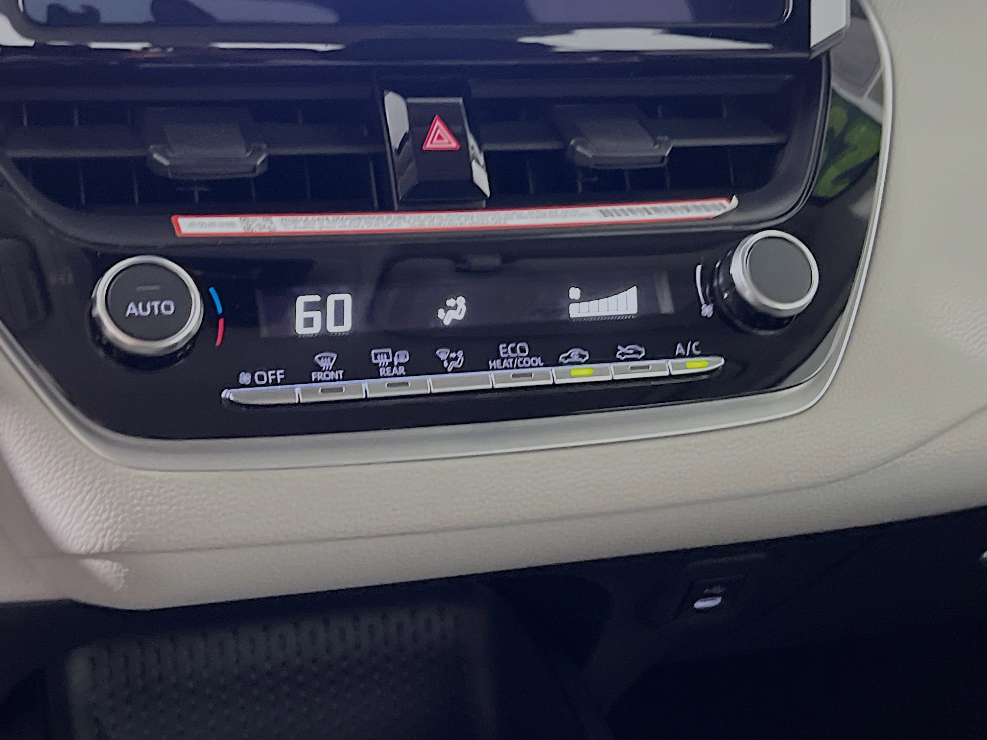 Used 2025 Toyota Corolla LE w/ Convenience Package FWD image 26