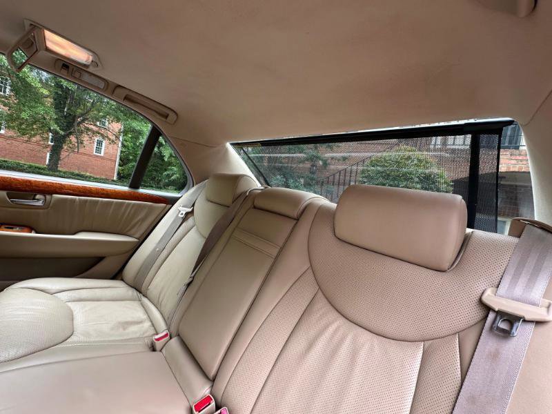 Used 2005 Lexus LS 430 RWD image 20