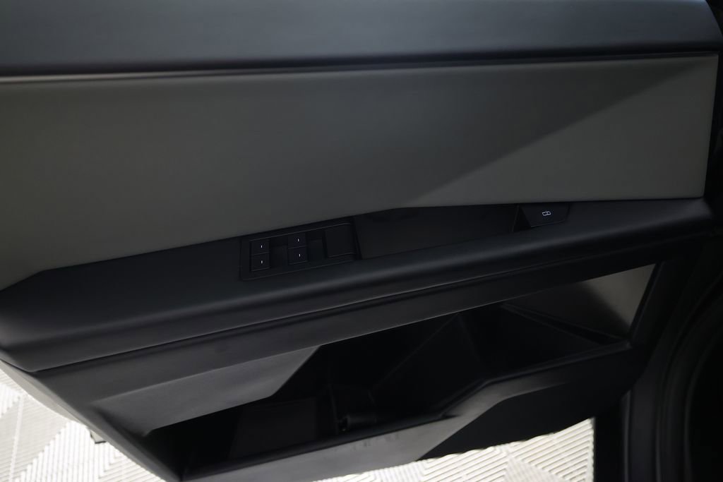Used 2024 Tesla Cybertruck AWD Crew Cab image 19