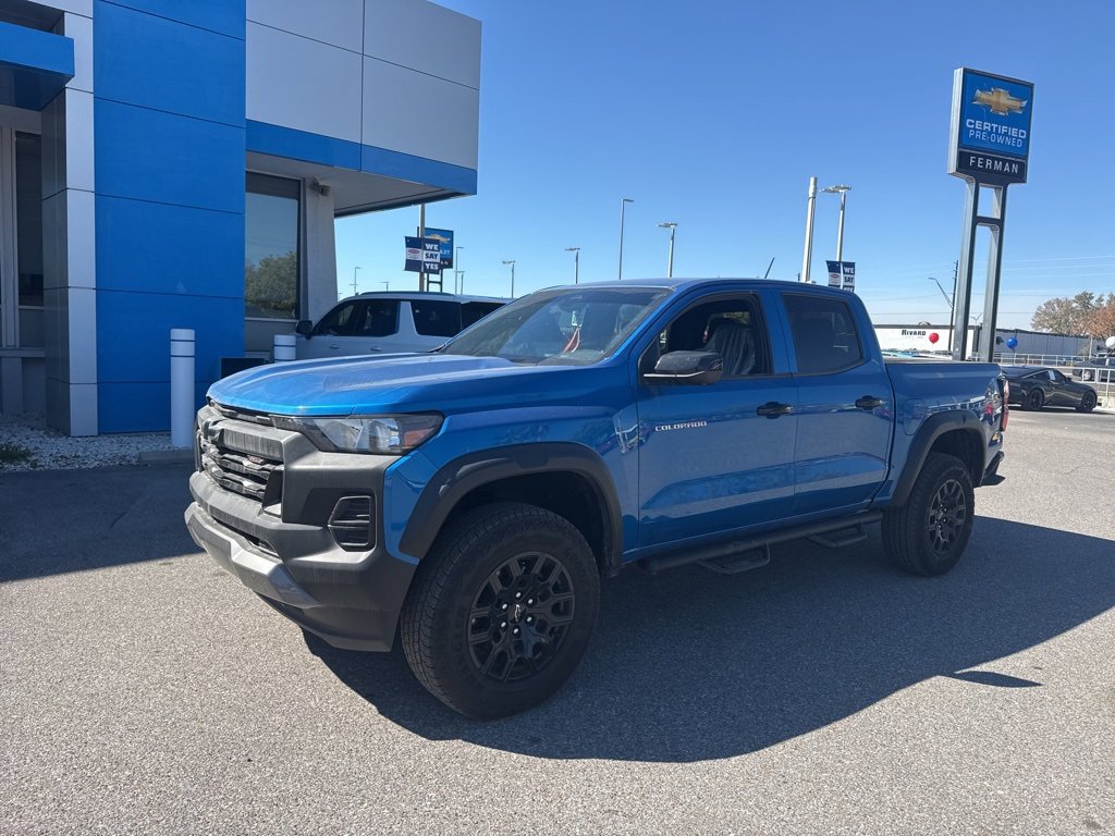 Used 2024 Chevrolet Colorado Trail Boss w/ Technology Package image 2