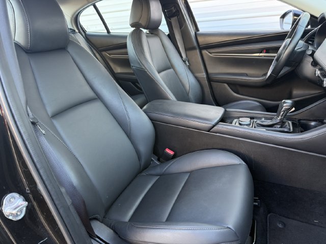 Used 2024 MAZDA MAZDA3 s FWD image 25