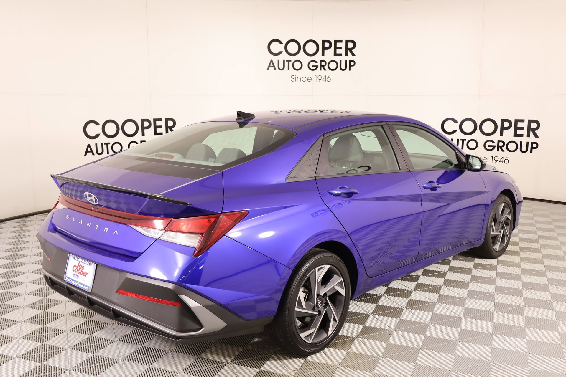 Used 2025 Hyundai Elantra Sport image 19