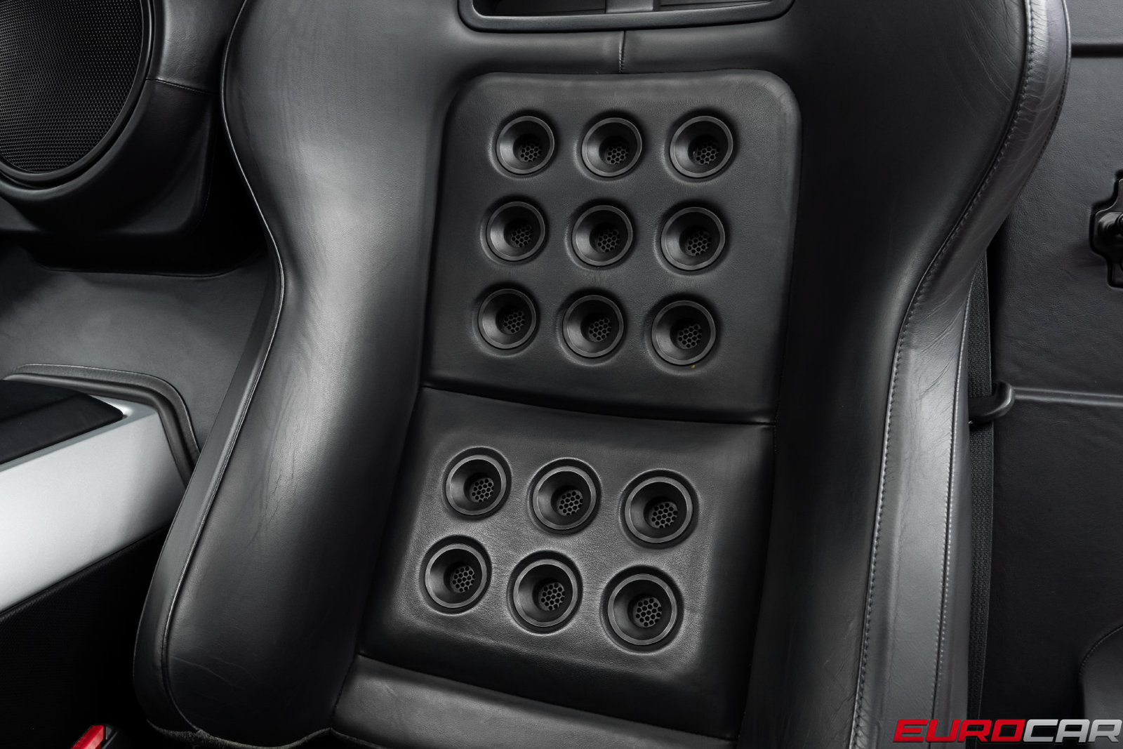 Used 2005 Ford GT RWD image 49