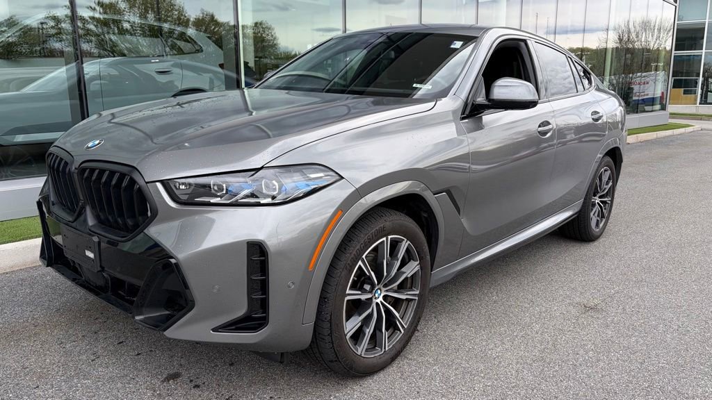 Used 2024 BMW X6 xDrive40i w/ Premium Package AWD/4WD image 1