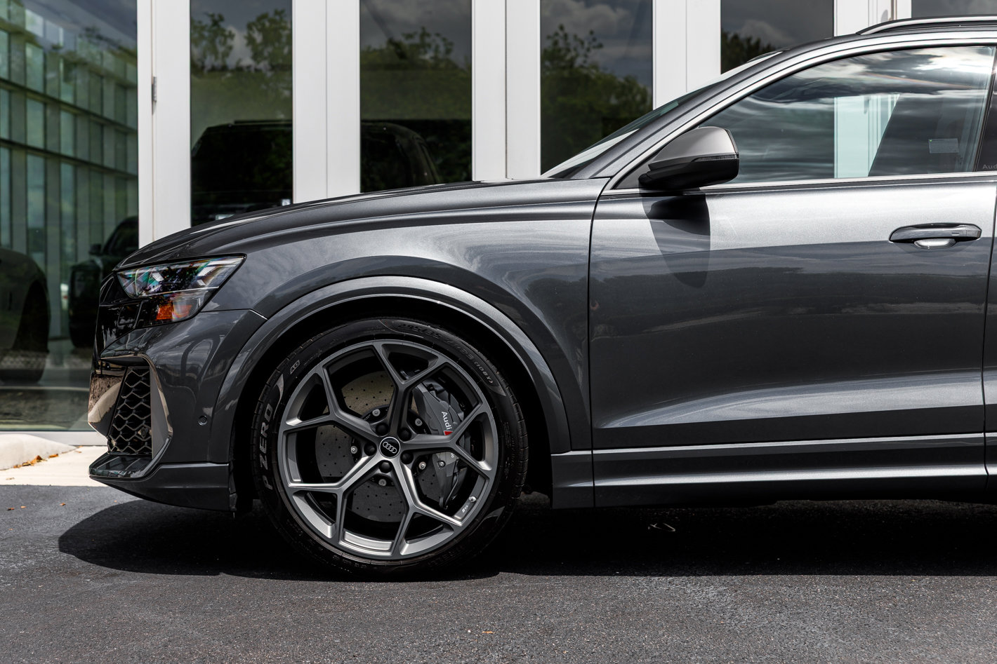 Used 2025 Audi RS Q8 performance AWD/4WD image 6