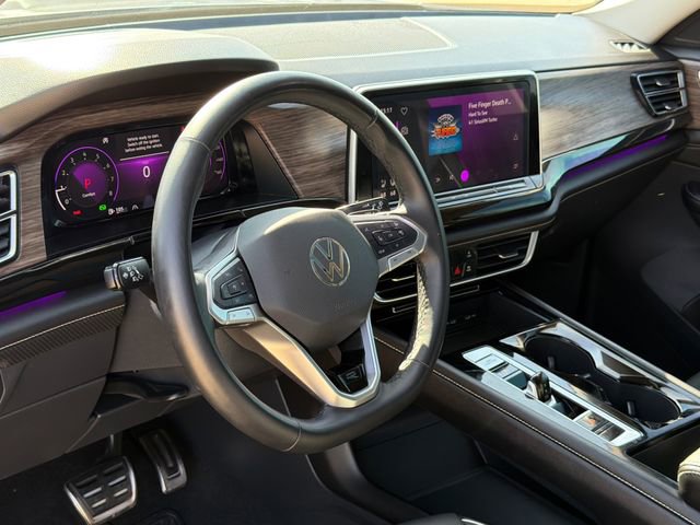 Used 2025 Volkswagen Atlas SEL Premium R-Line AWD/4WD image 21