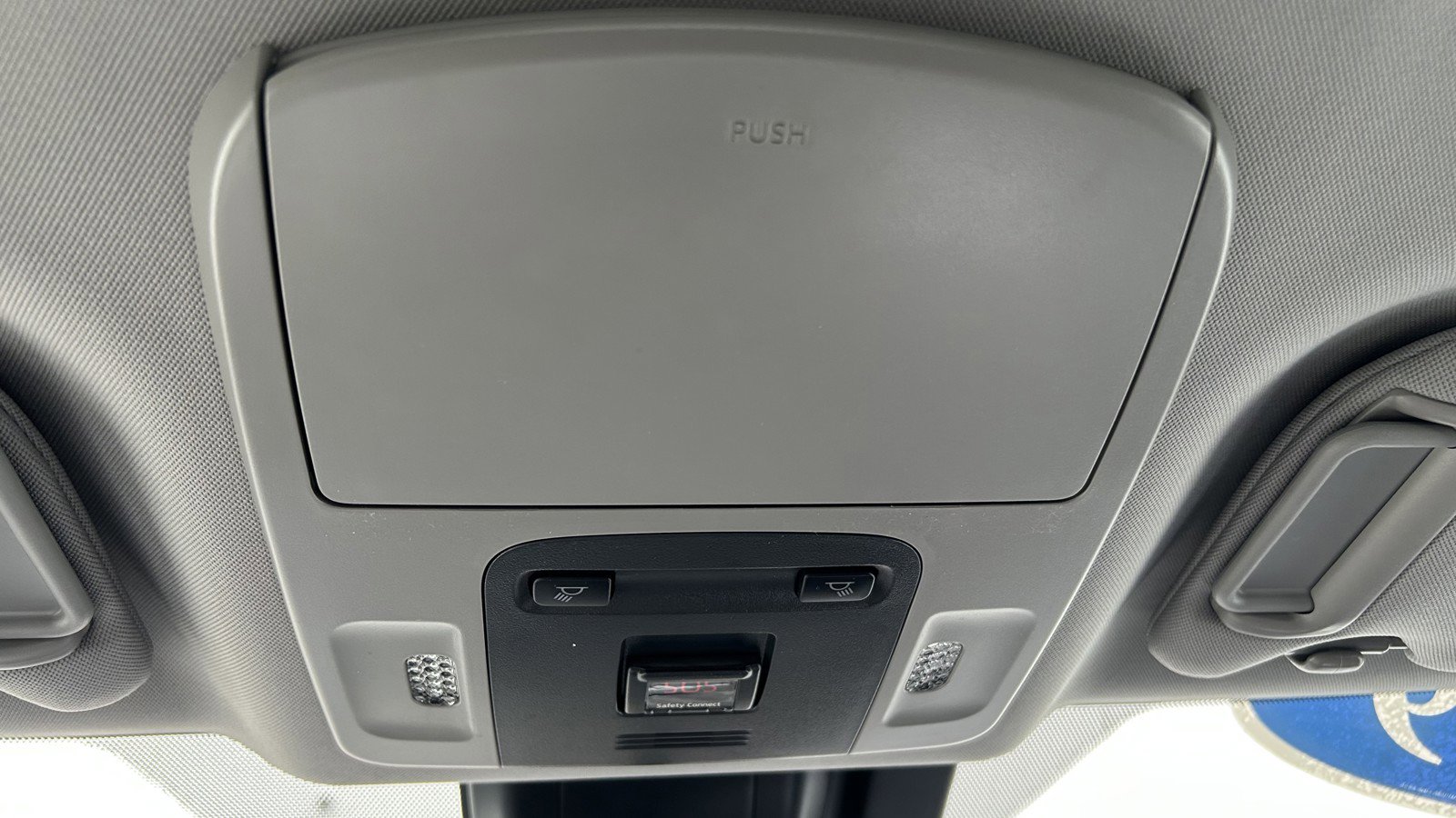 Used 2019 Toyota Camry LE FWD image 36