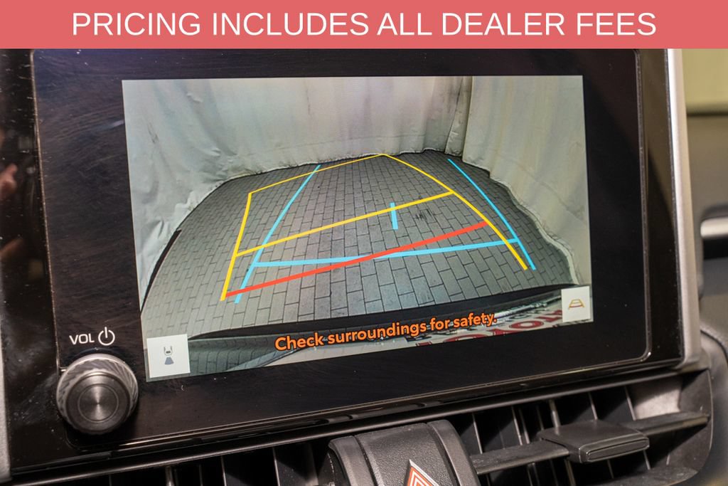 Used 2025 Toyota RAV4 LE AWD/4WD image 12