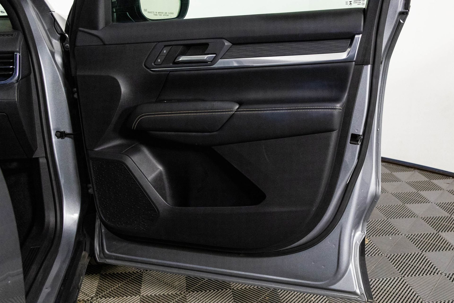 Certified 2025 GMC Terrain Elevation image 38