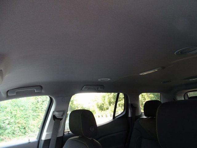 Used 2023 GMC Acadia SLE w/ Driver Convenience Package image 19