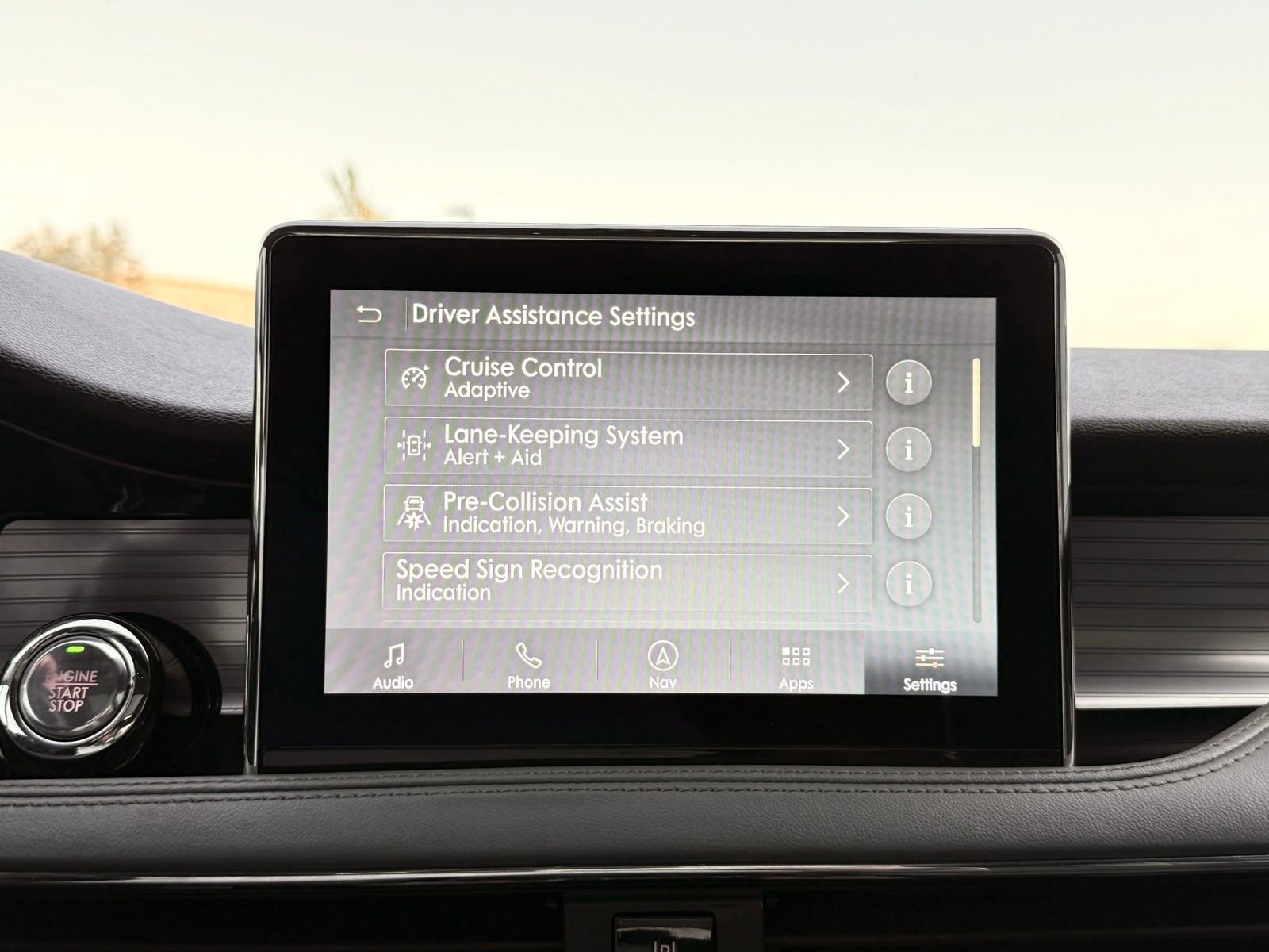 Used 2020 Lincoln Corsair Reserve image 54