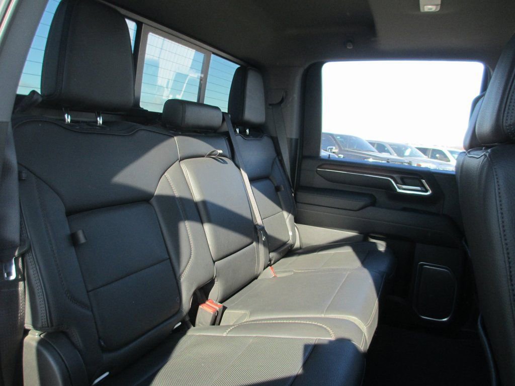 Used 2024 GMC Sierra 3500 Denali w/ Denali Reserve Package image 24