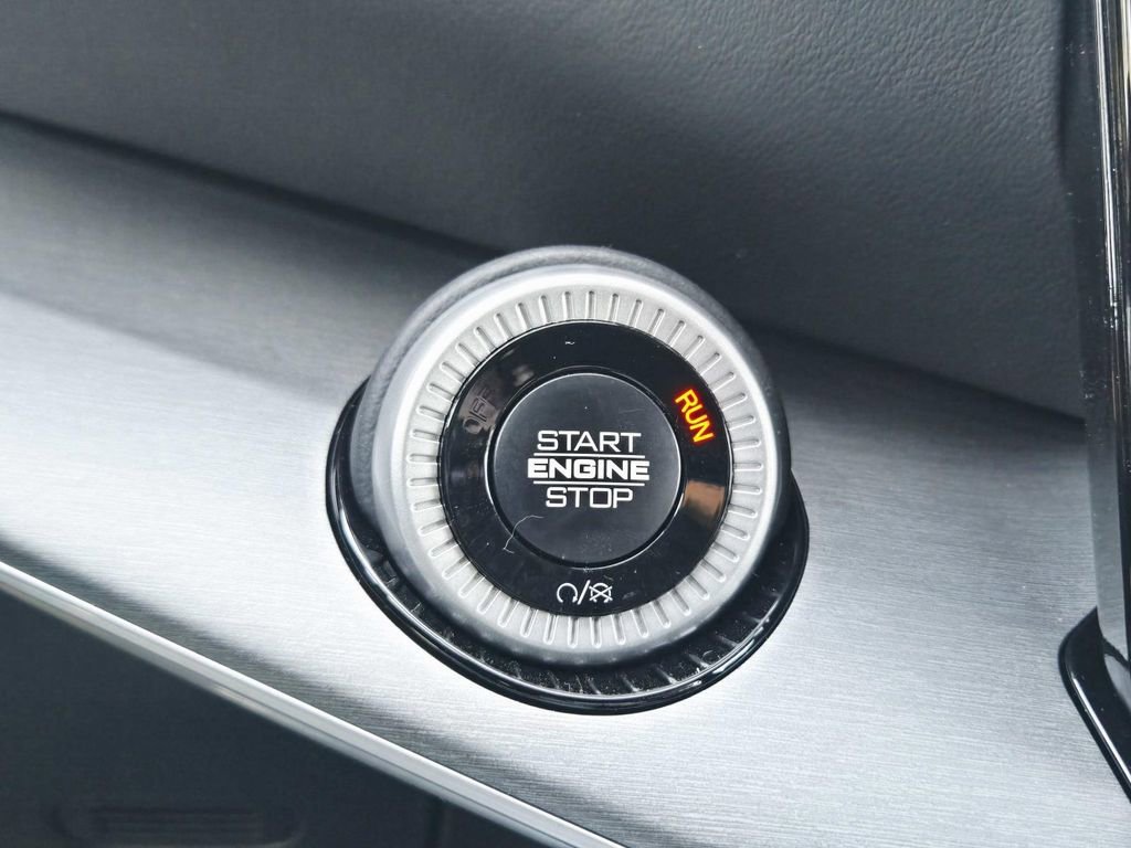 New 2026 Jeep Grand Wagoneer L Limited image 31