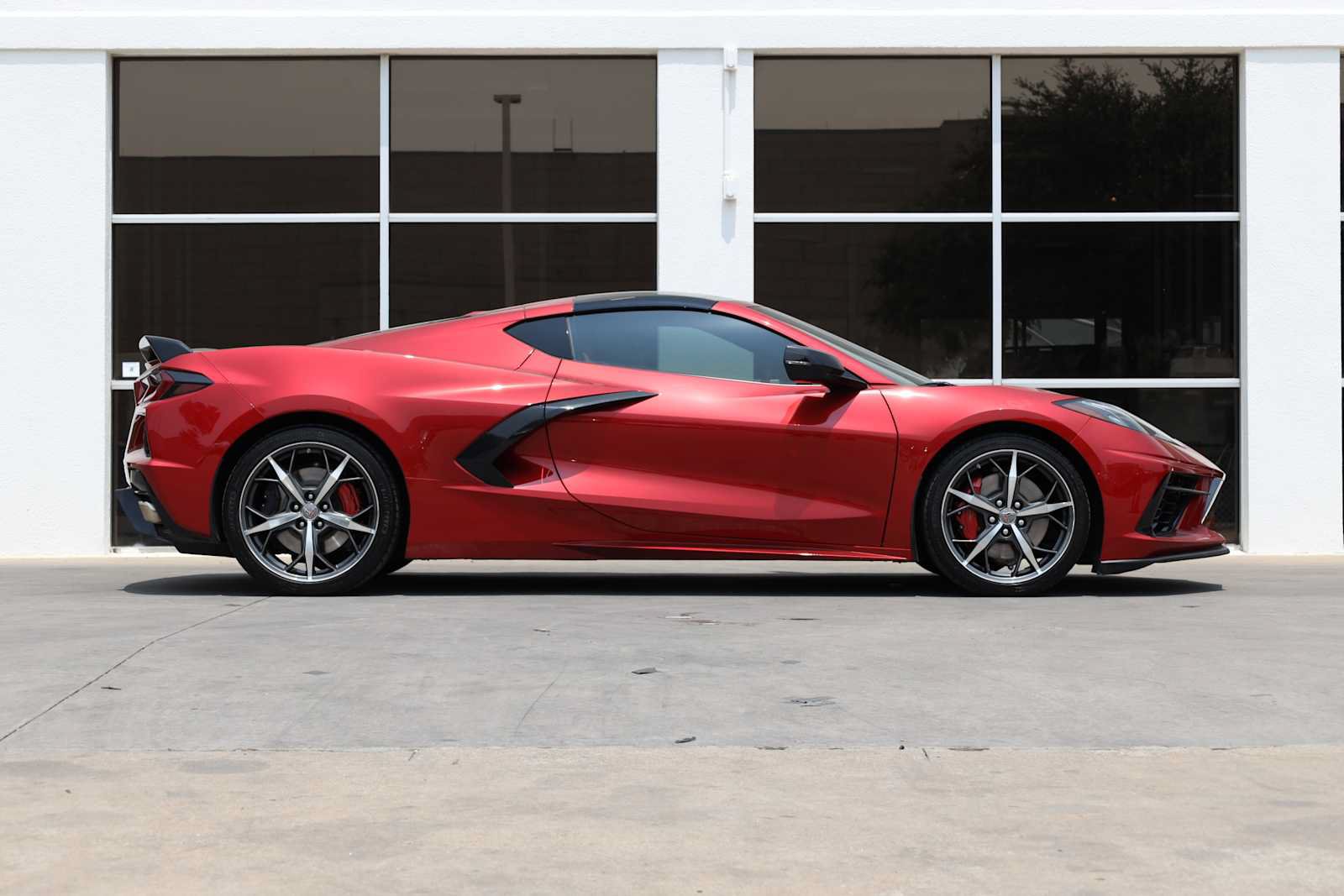 Used 2023 Chevrolet Corvette Stingray Premium Cpe w/ Z51 Performance Package RWD image 8