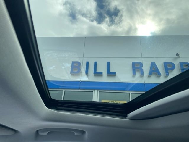 Used 2024 Chevrolet Trax ACTIV w/ Sunroof Package image 15