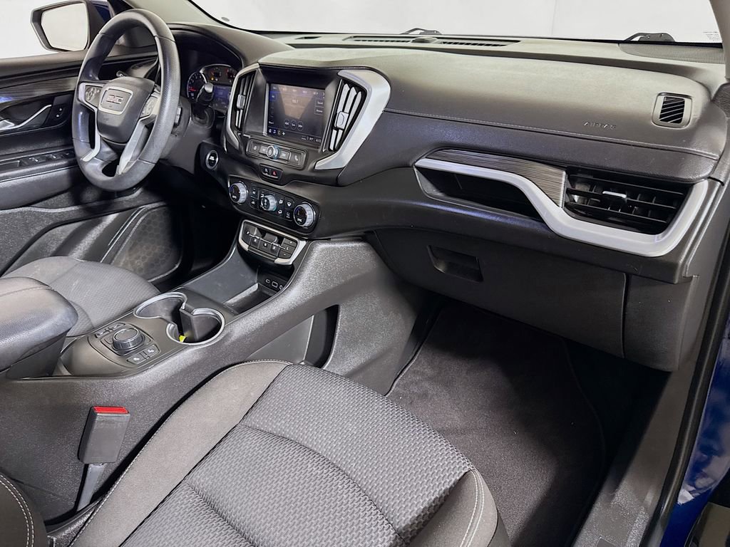 Used 2022 GMC Terrain SLE w/ Driver Convenience Package FWD image 27