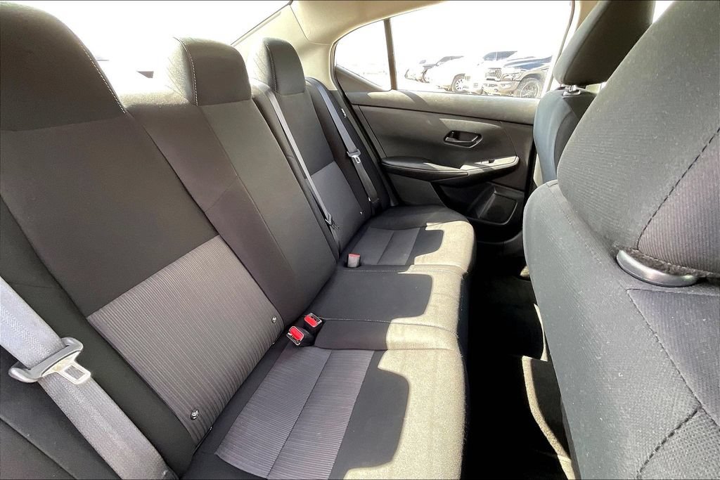 Used 2024 Nissan Sentra SV FWD image 22