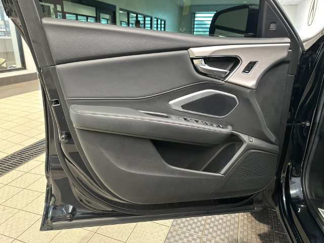 Certified 2024 Acura RDX SH-AWD image 11