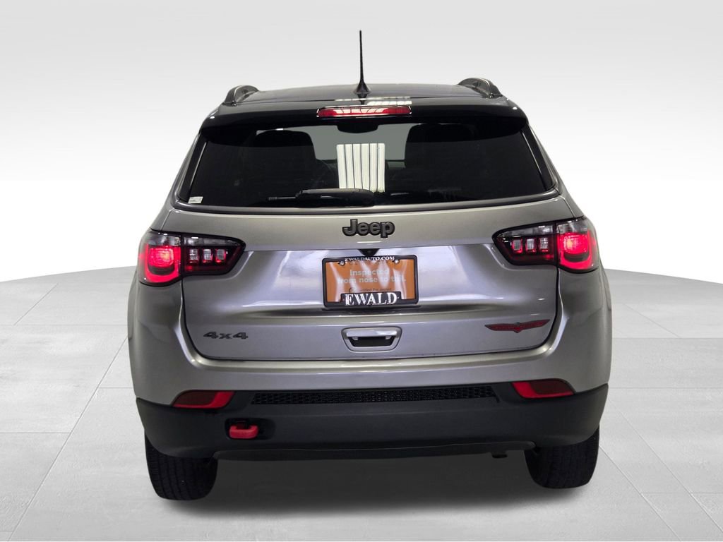 Certified 2022 Jeep Compass Trailhawk w/ Sun and Sound Group image 22