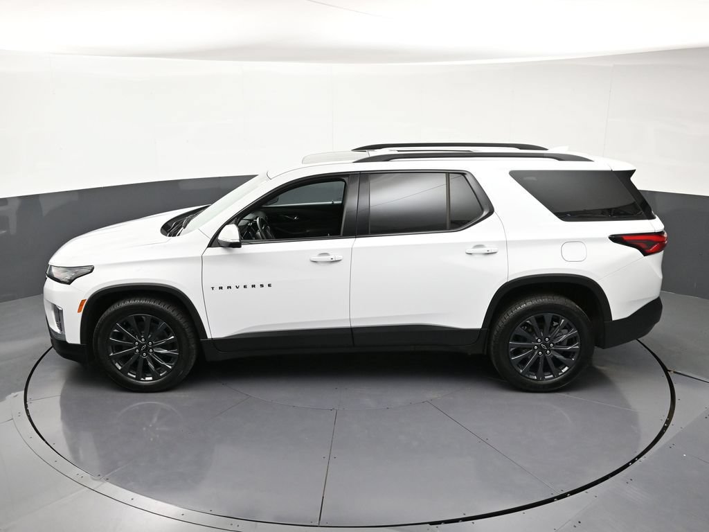 Certified 2023 Chevrolet Traverse RS w/ LPO, Floor Liner Package AWD/4WD image 17