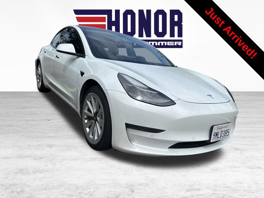 Used 2022 Tesla Model 3 Standard Range RWD image 1