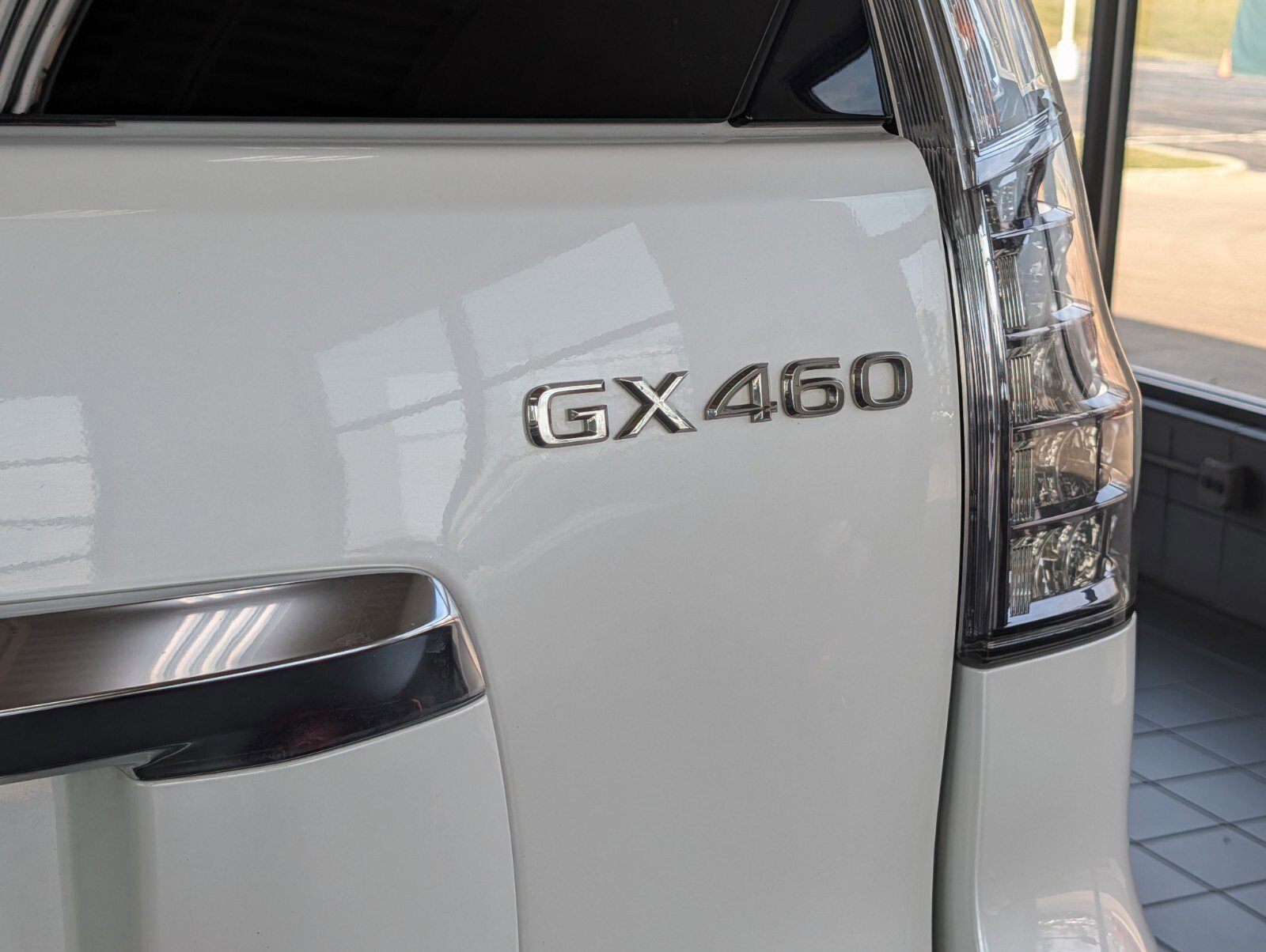 Used 2021 Lexus GX 460 Luxury w/ Accessory Package AWD/4WD image 5