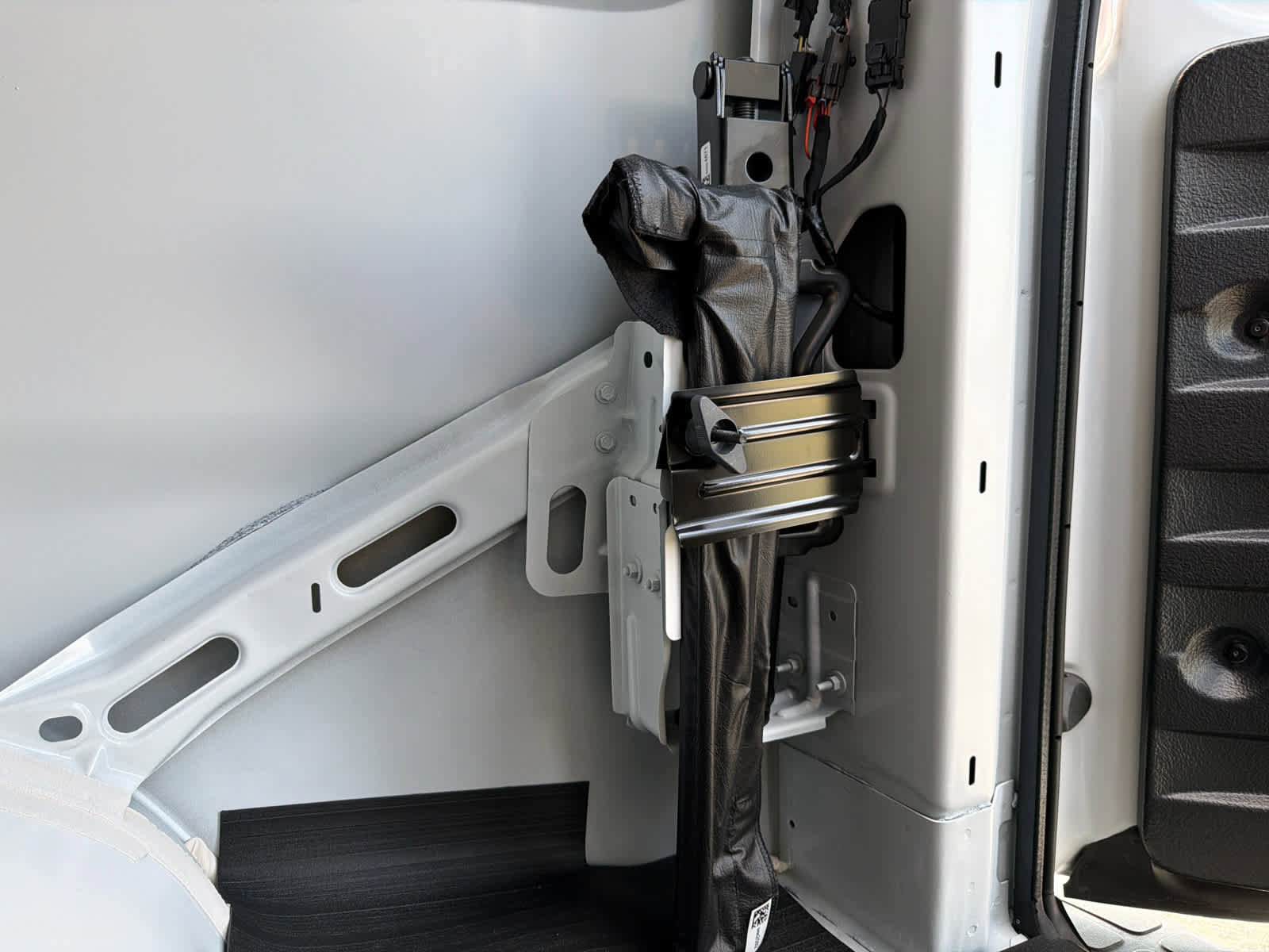 New 2025 Chevrolet Express 2500 w/ Driver Convenience Package image 29