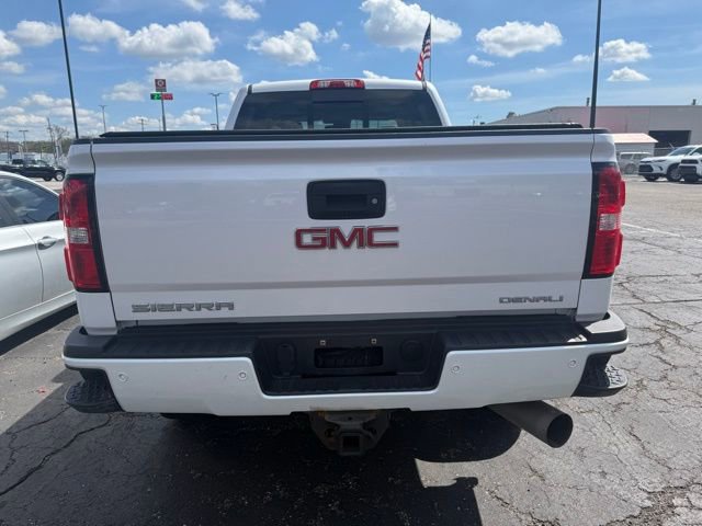 Used 2018 GMC Sierra 2500 Denali w/ Duramax Plus Package image 4