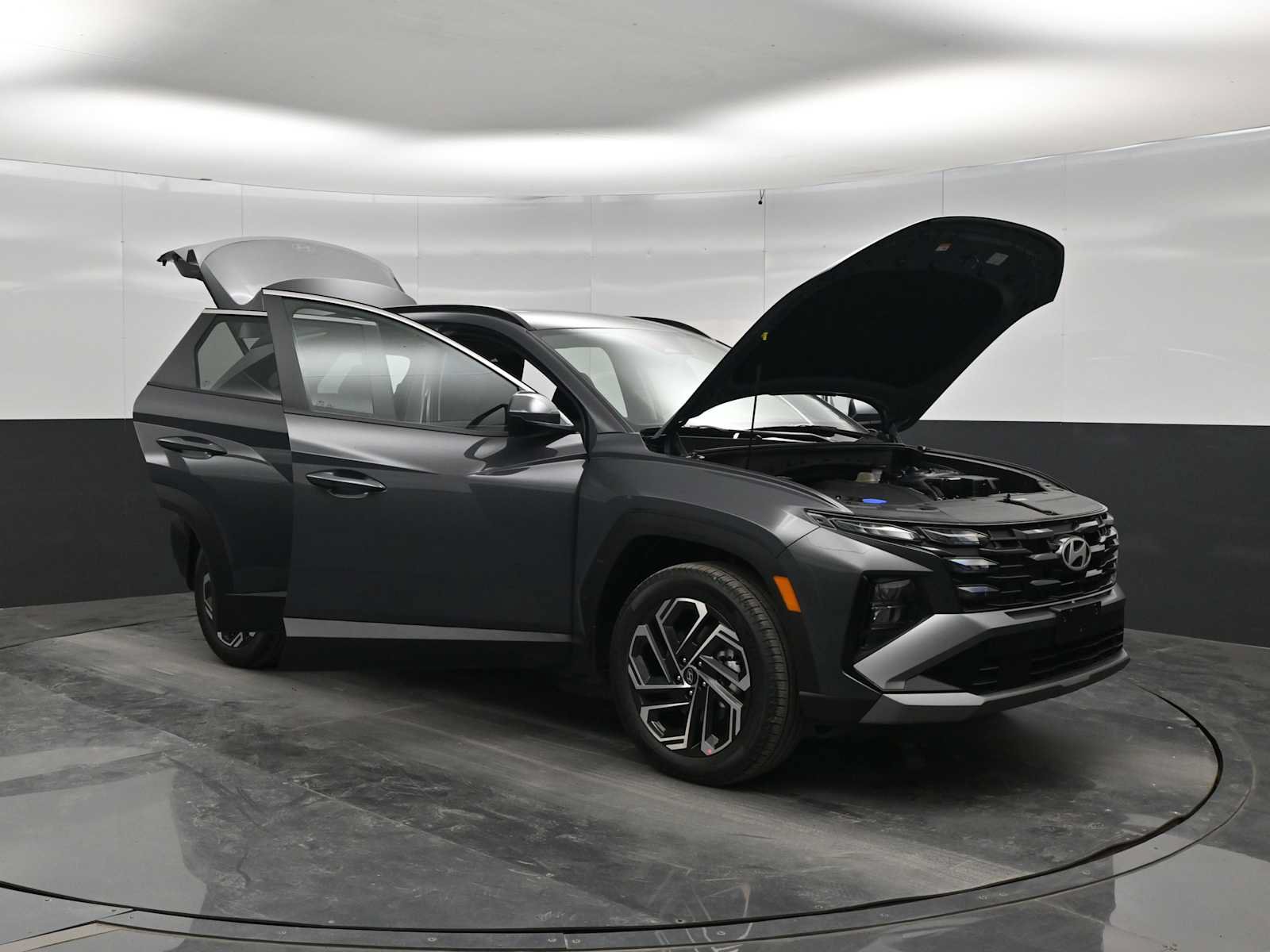 New 2026 Hyundai Tucson SEL Plus w/ Tow & Go Package AWD/4WD image 37