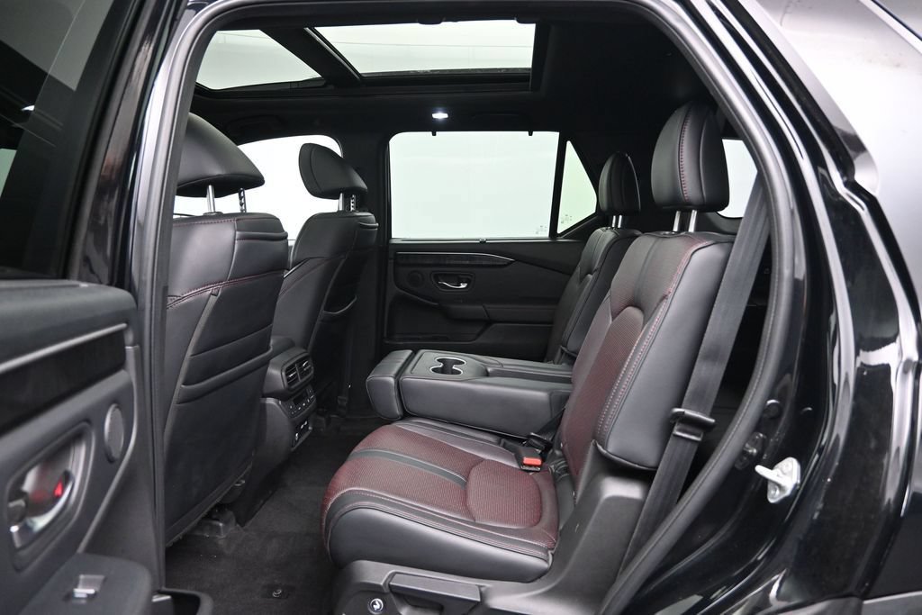Used 2023 Honda Pilot Elite image 26