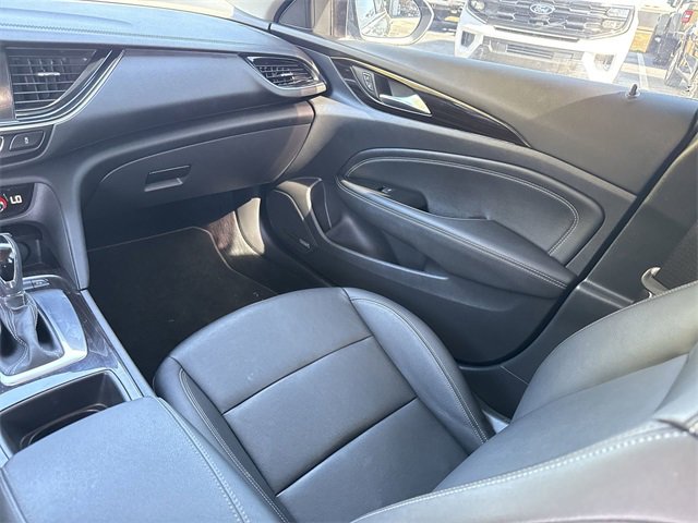 Used 2018 Buick Regal Essence w/ Driver Confidence Package #1 image 25