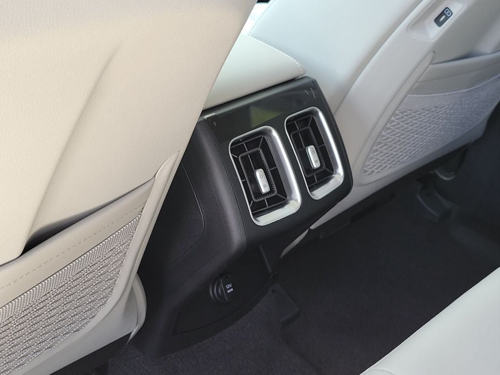 New 2026 Kia Sorento S FWD image 21