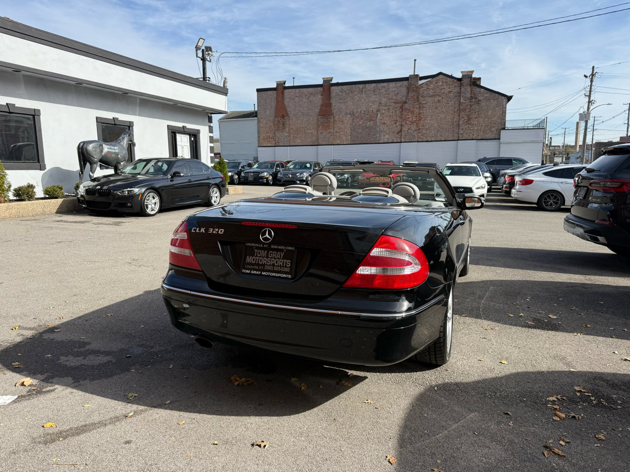 Used 2005 Mercedes-Benz CLK 320 Cabriolet image 3