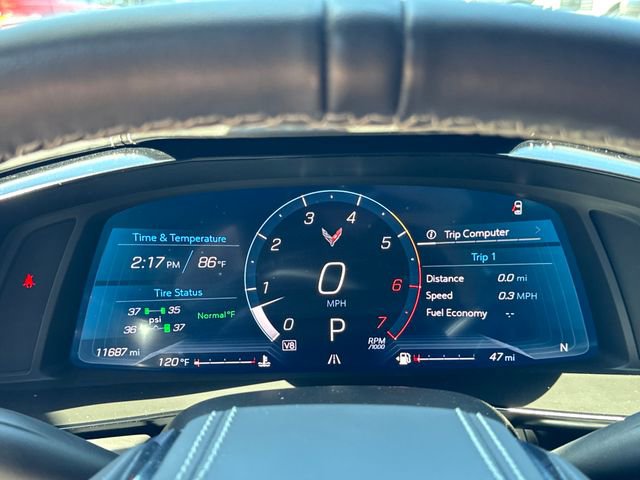 Used 2024 Chevrolet Corvette Stingray Premium Cpe w/ Z51 Performance Package RWD image 17