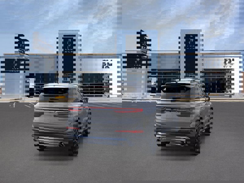 New 2025 Lincoln Corsair Reserve w/ Rear Removable Package Tray image 8