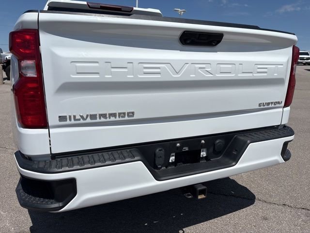 Used 2023 Chevrolet Silverado 1500 Custom image 12