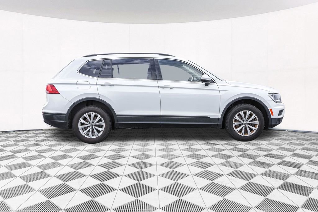 Used 2019 Volkswagen Tiguan SE image 11