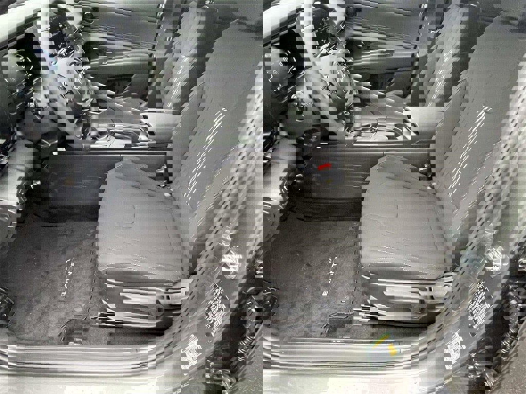 New 2026 Hyundai Elantra Sport image 13