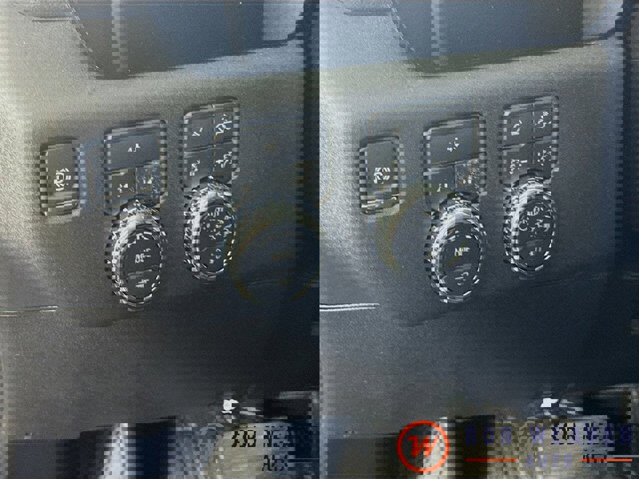 New 2026 GMC Sierra 2500 SLE w/ SLE Value Package; image 10