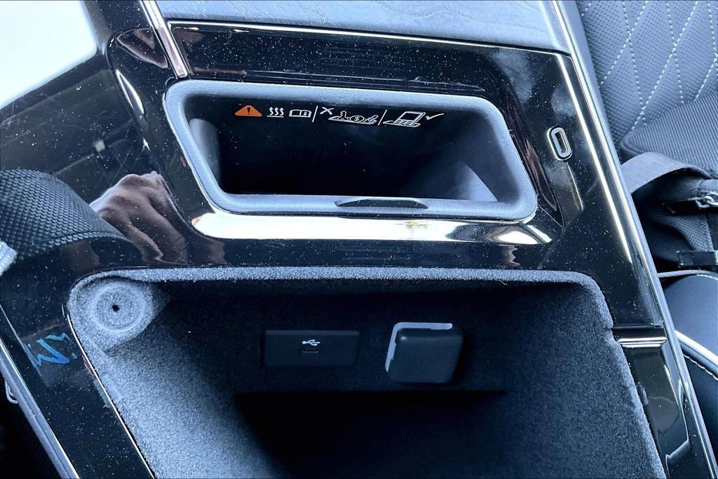 New 2026 Cadillac Lyriq V w/ LPO, Floor Liner Package AWD/4WD image 21