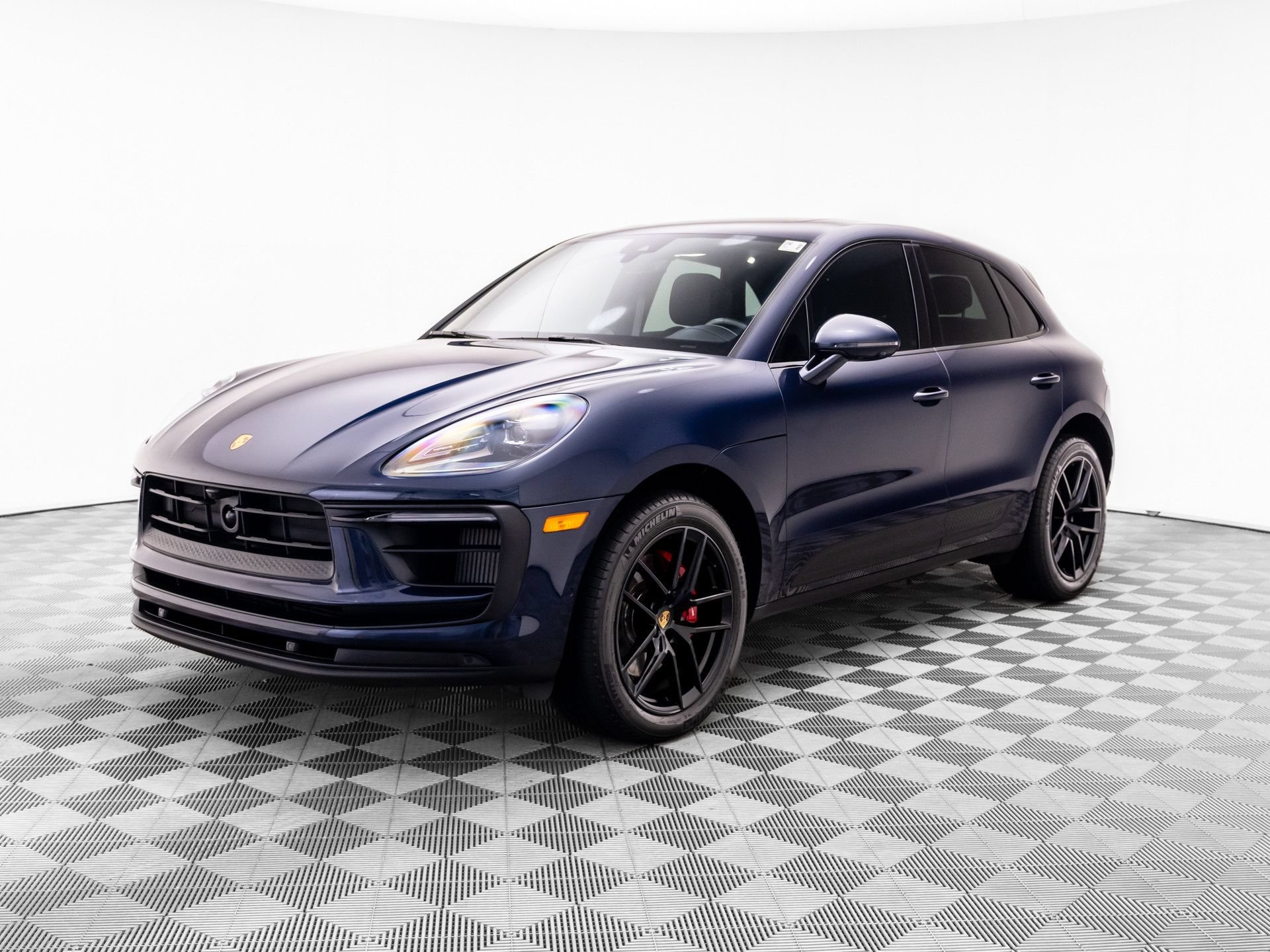 Certified 2022 Porsche Macan S