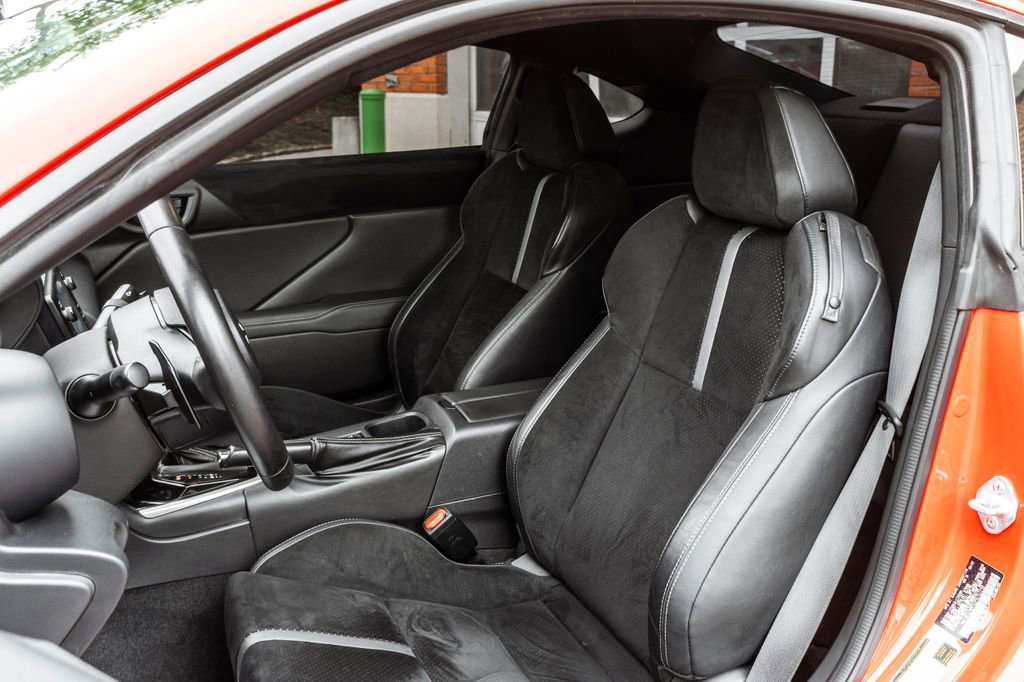 Used 2023 Toyota GR86 Premium RWD image 6