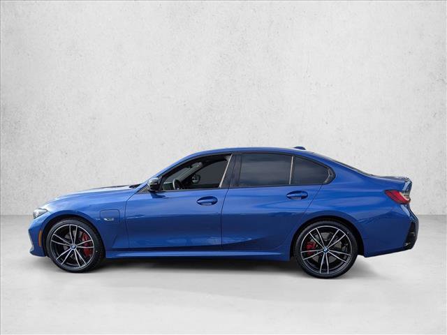 Certified 2023 BMW 330e w/ M Sport Package image 9