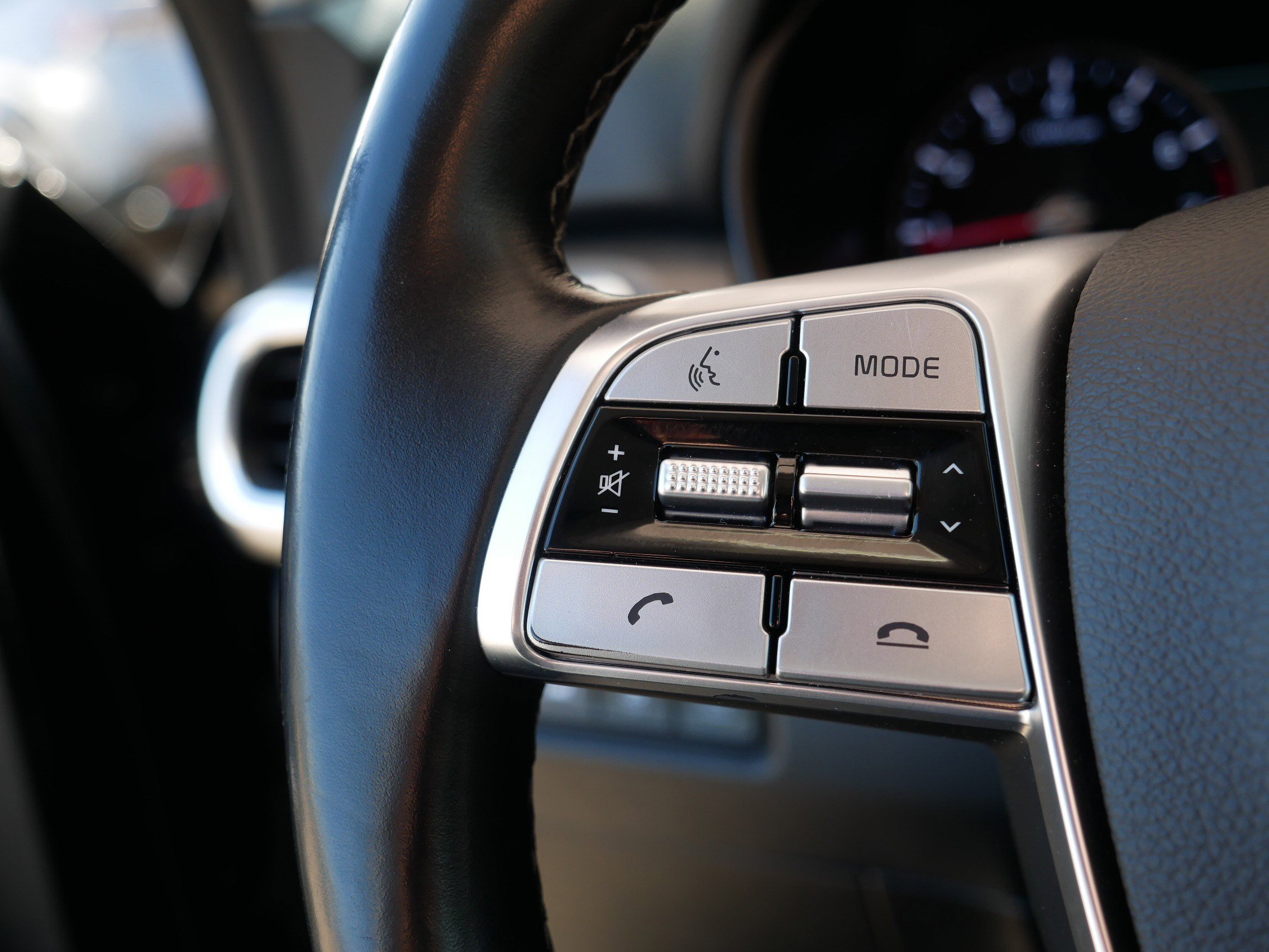 Used 2020 Kia Telluride SX image 28