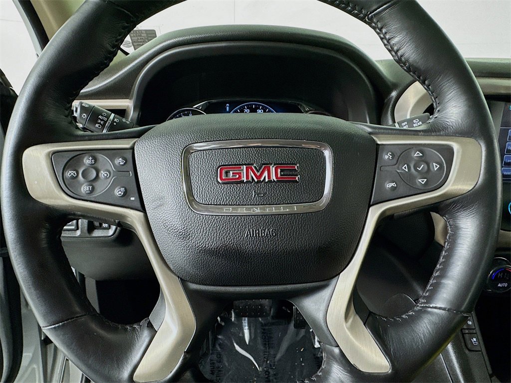 Used 2019 GMC Acadia Denali image 51