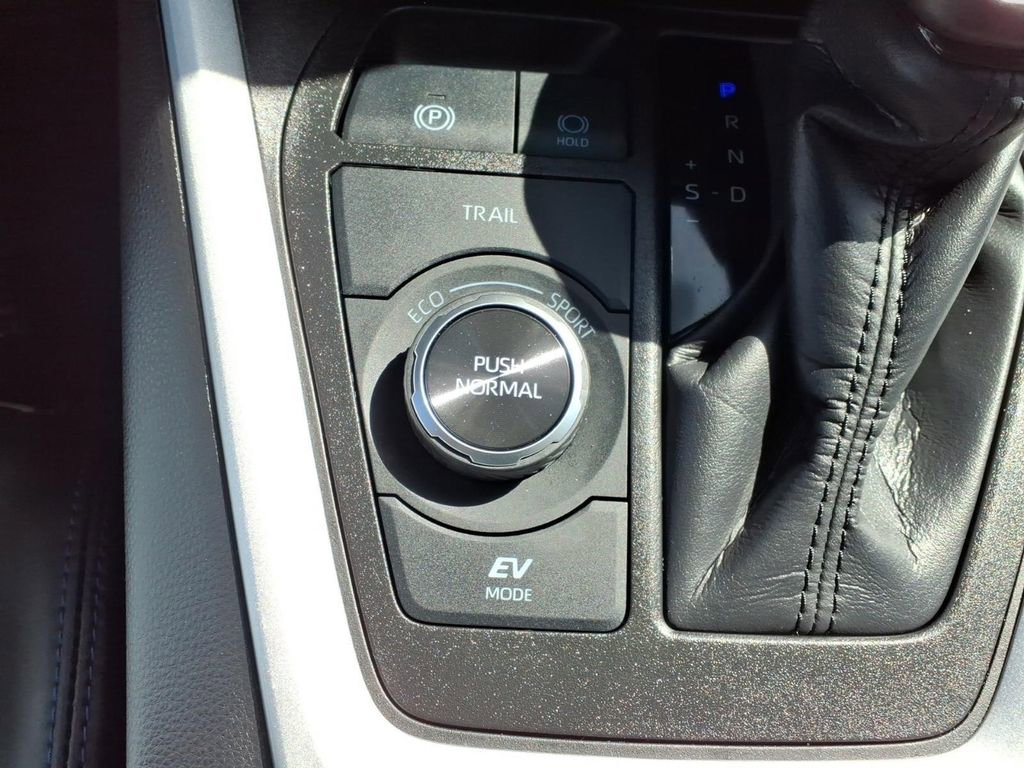 Used 2024 Toyota RAV4 XSE image 23